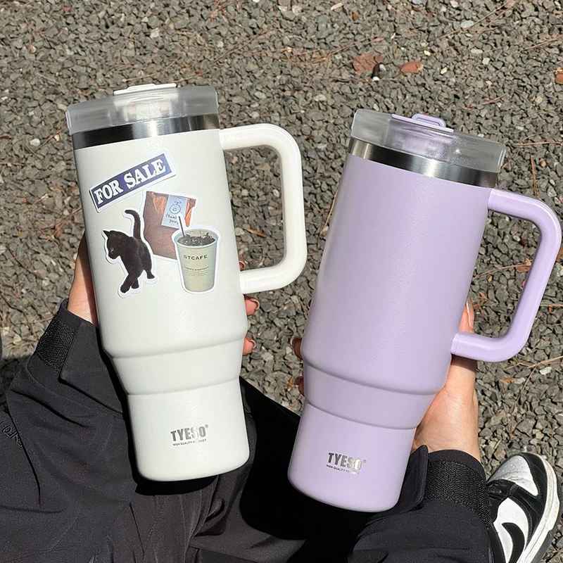 Tyeso Tumbler Bottle (900ml)