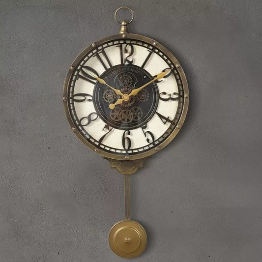 Gearing Look Pendulum Clock